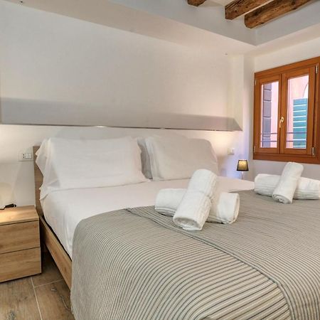 Ecco Suites Apartments Venecia Exterior foto